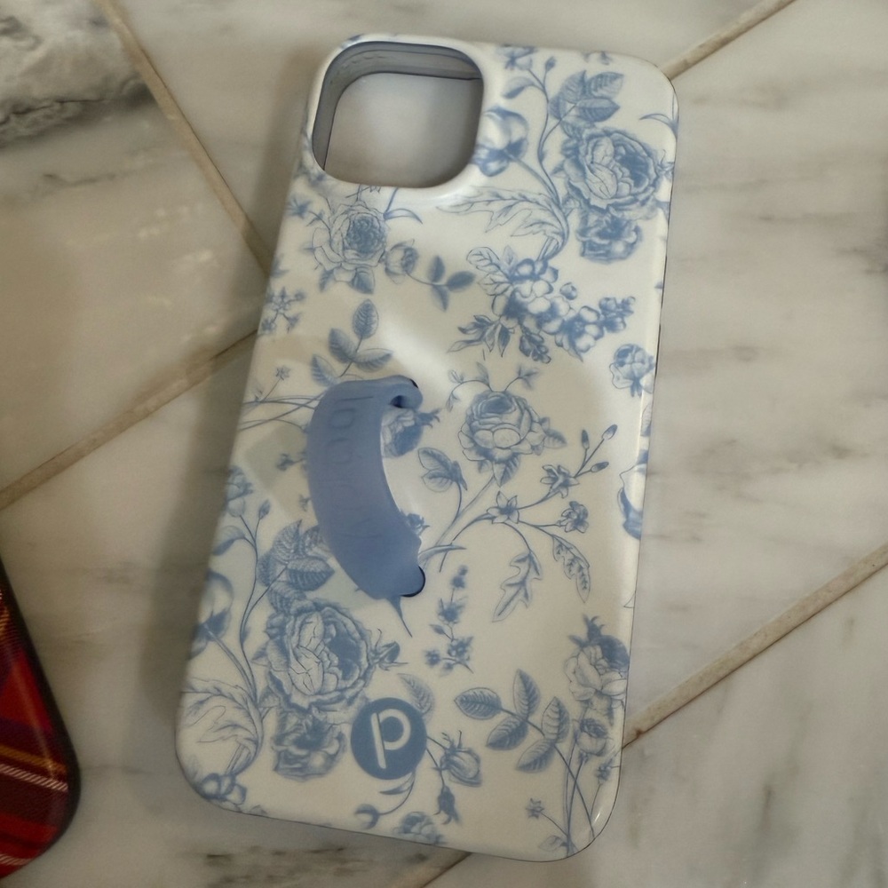 Loopy iPhone 13 case